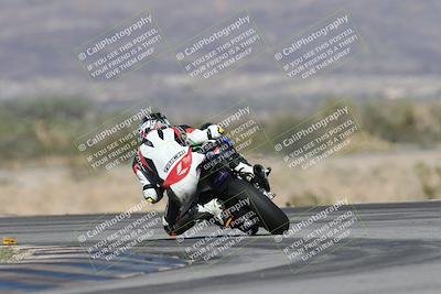 media/Dec-04-2025-Racers Edge (Thu) [[5ebc9f124d]]/2-A Group/5-Session 3 (Turn 14 Backside)/